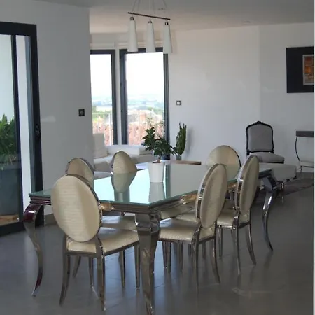 Loft 150 M2 Avec Vue Exceptionnelle Pouzauges